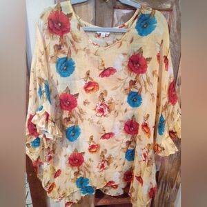 Umgee RARE Floral Blouse with Red and Blue Accents
